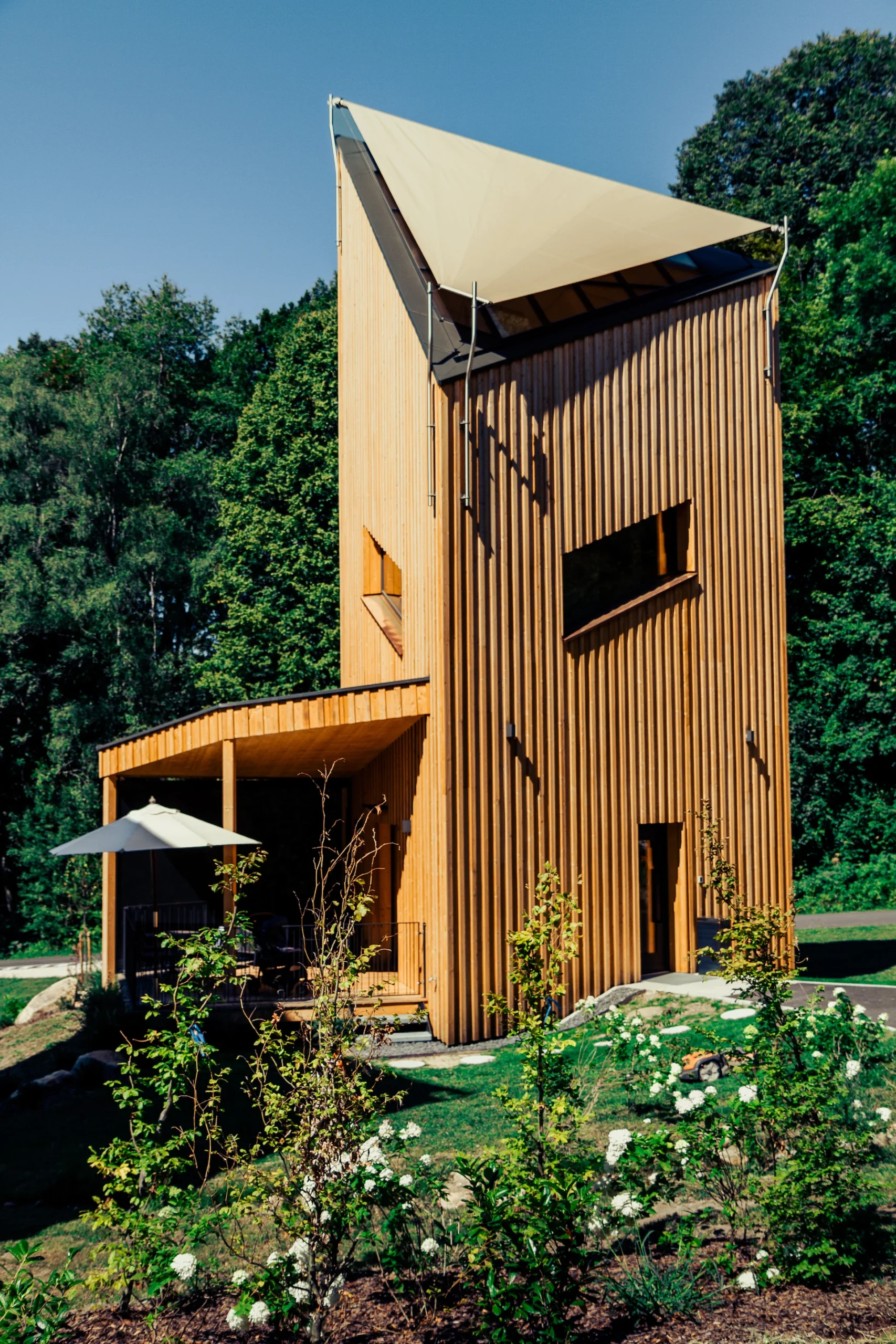 106 LET IKUNA Naturresort SDR 30