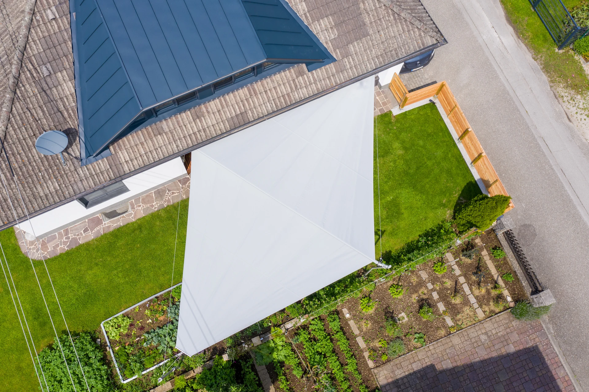 27 LET Sonnensegel Garten DDR 1