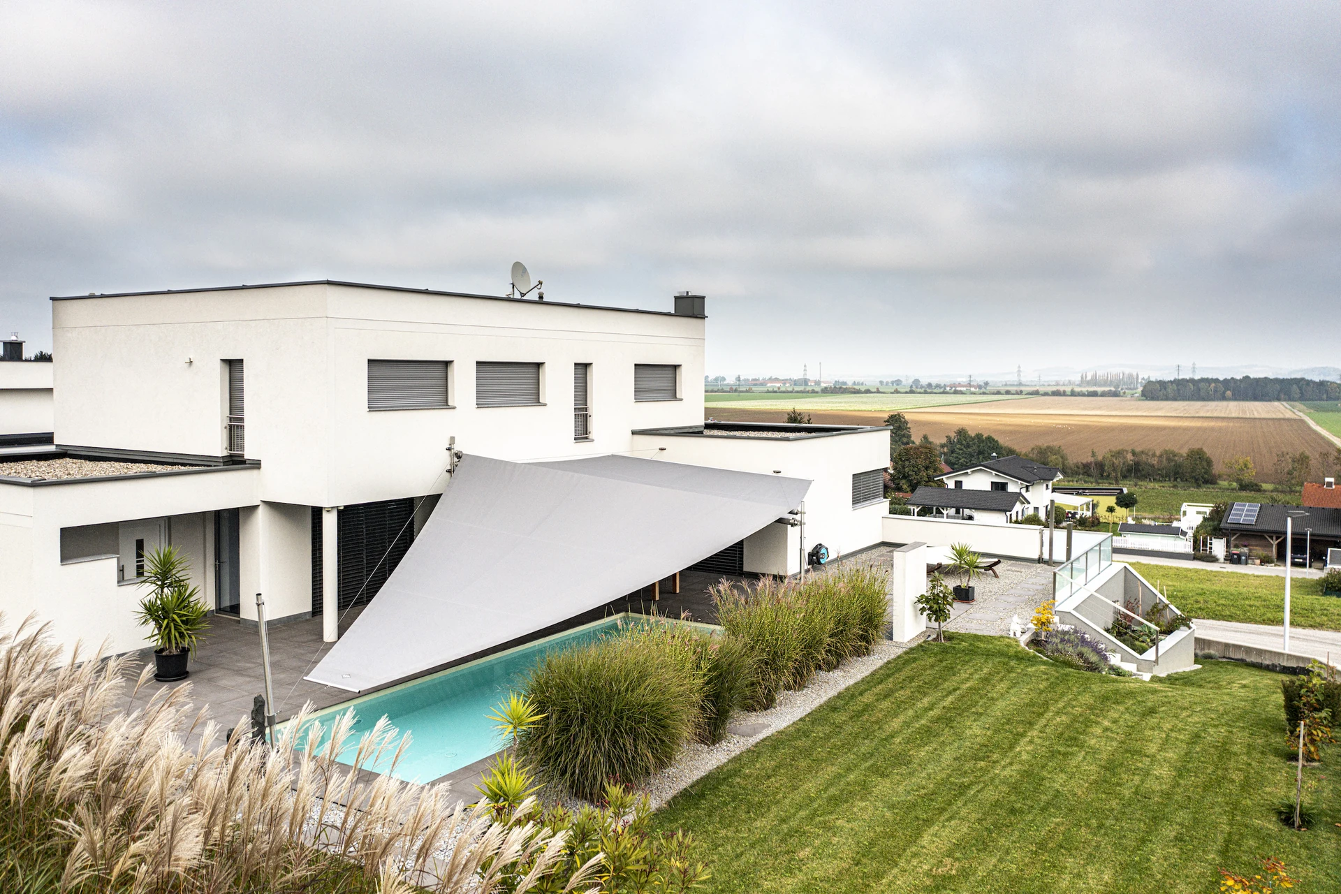 39 LET Massanfertigung Sonnensegel SDR Trapez 3