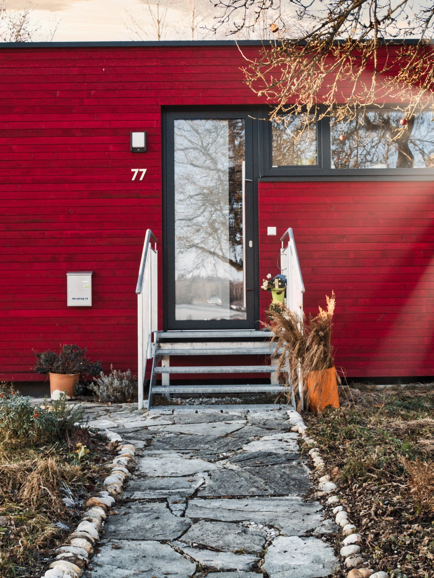 48 LET Obermayr Holzkonstruktionen GesmbH GoBox DDR 17