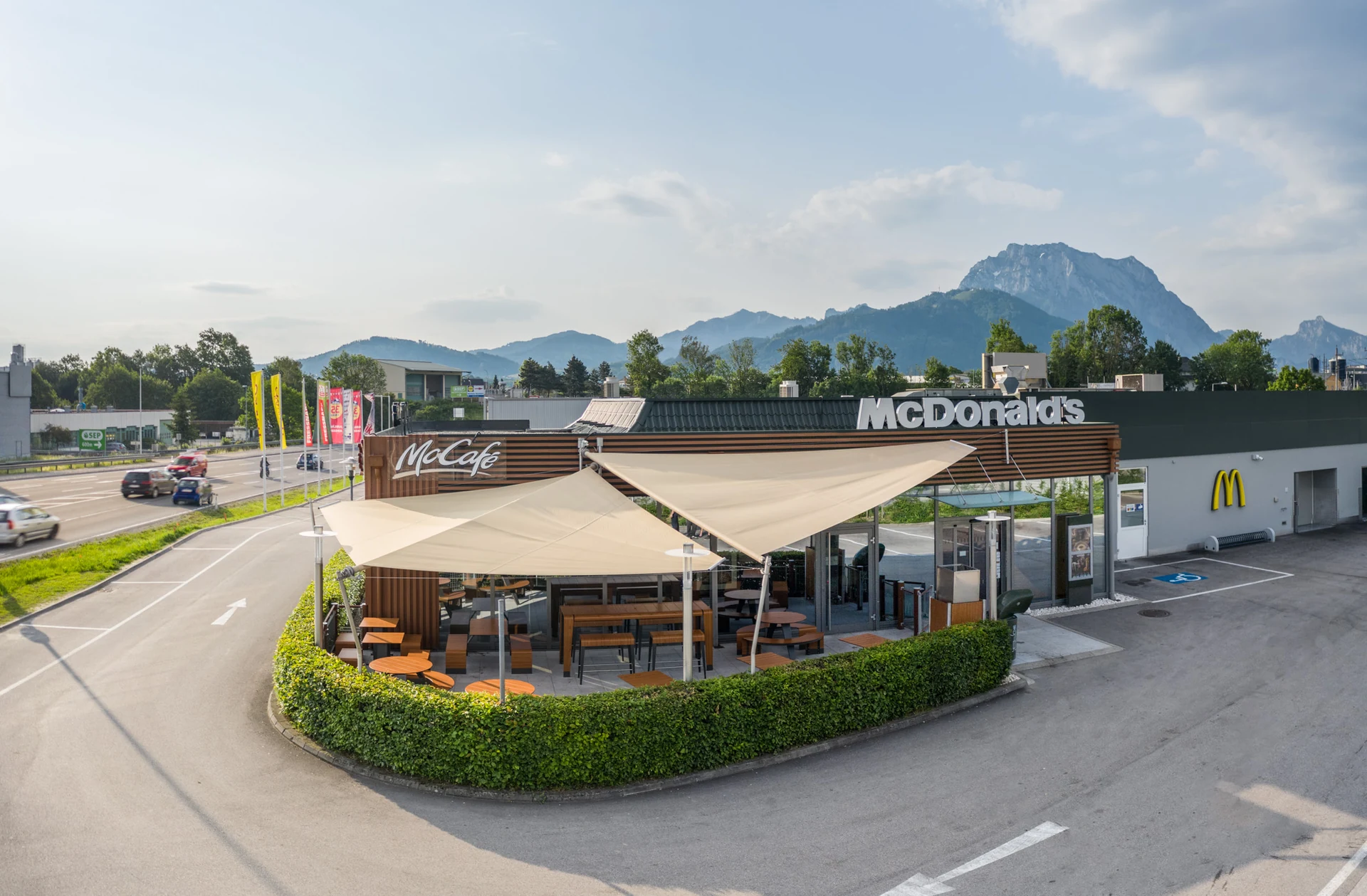 10 LET McDonalds Gmunden DDR SDR 3