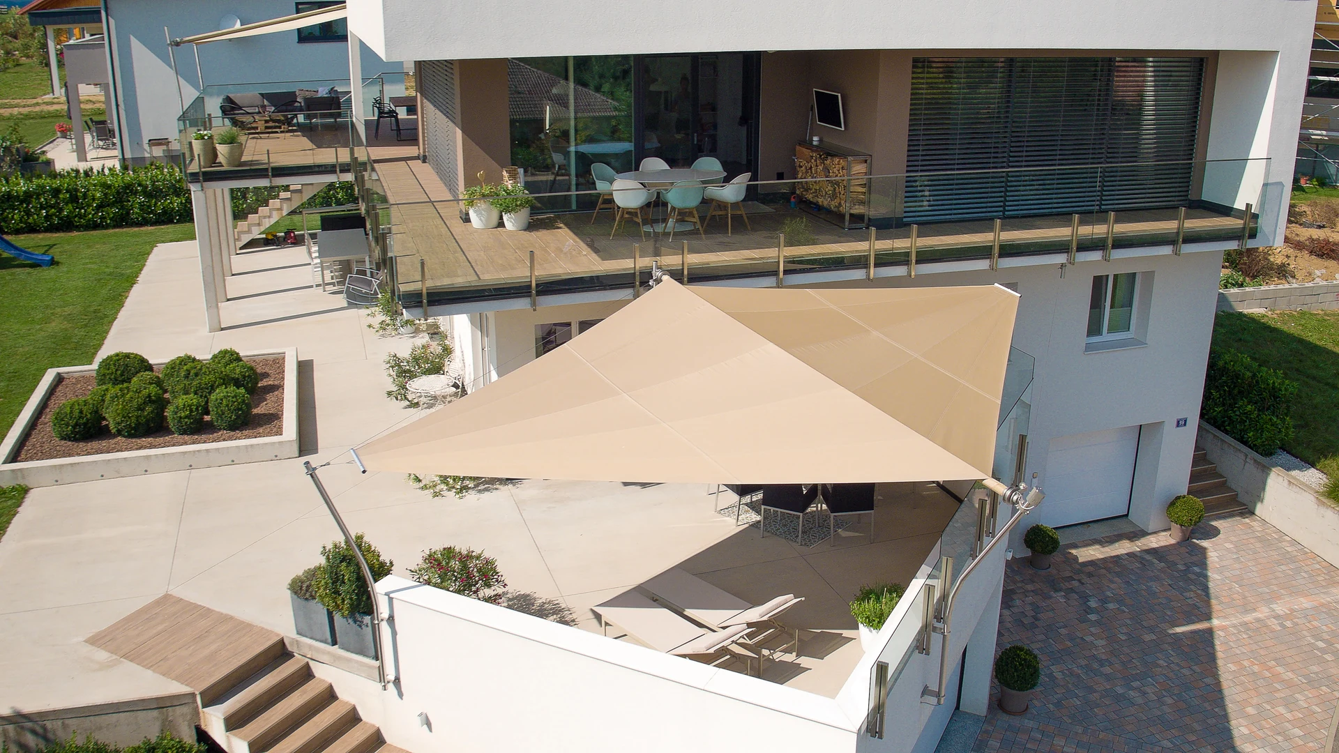 12 LET Sonnensegel Aufrollbar 2xDDR 5