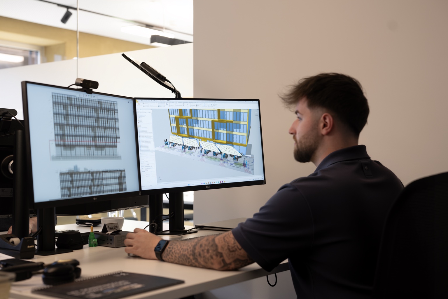 LET plant ein Sonnensegel digital am CAD-Arbeitsplatz